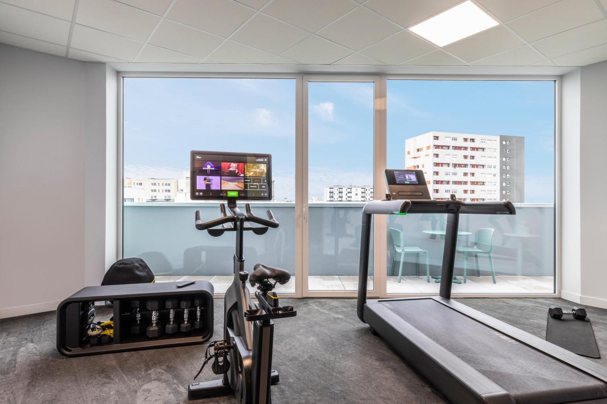 Hotel Ibis Styles Bezons Paris La Defense Exterior foto